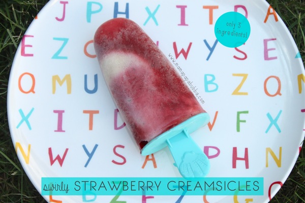Swirly 3 Ingredient Strawberry Creamsicles | Mama Papa Bubba